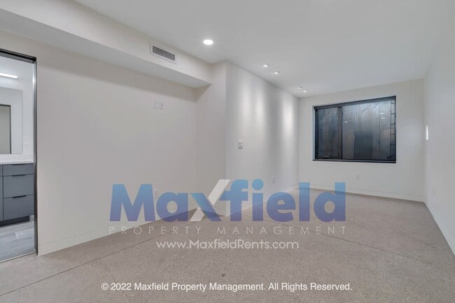 Building Photo - Luxury Sugarhouse Living | Pet Friendly | 2BD | 3BA | 1GA | 1CP 1875 Sq Ft