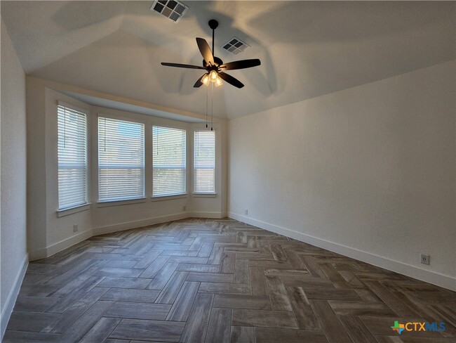 Building Photo - 1047 Lime Gruene