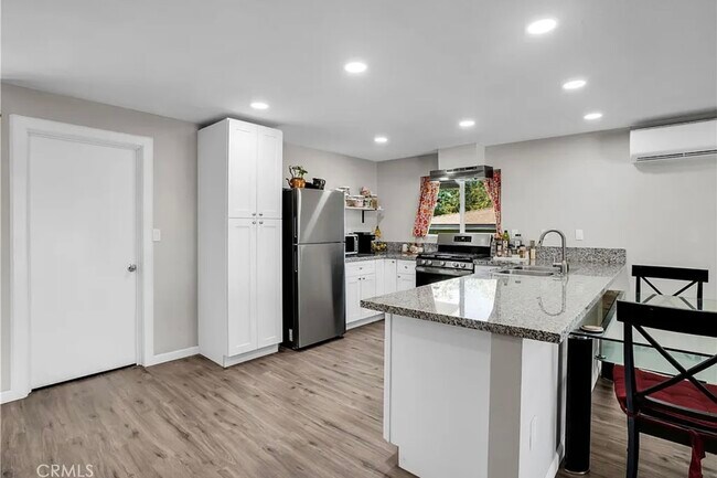 Building Photo - 7625 Borrego Trl