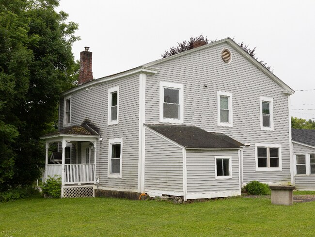 Building Photo - 64 W Main St