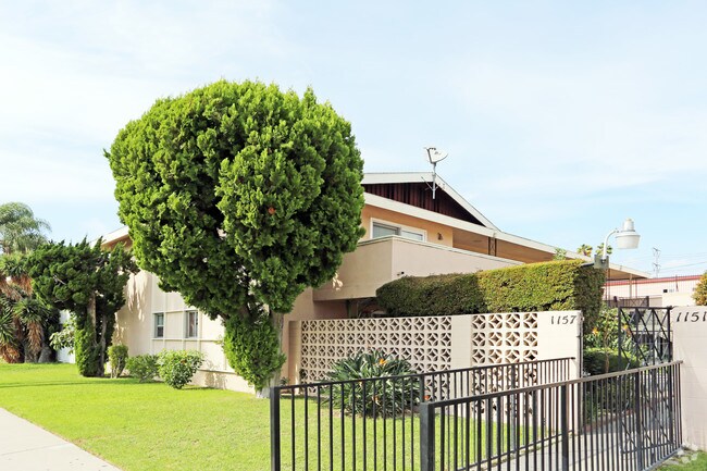 Primary Photo - 1157 W Casa Grande Ave