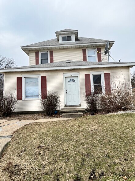 Building Photo - 218 Hammond Ave