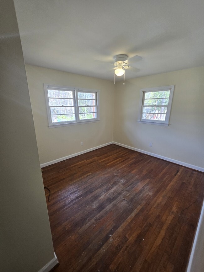 Building Photo - 314 Edward Ave