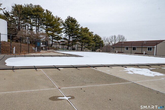 Building Photo - 42 Monticello Dr