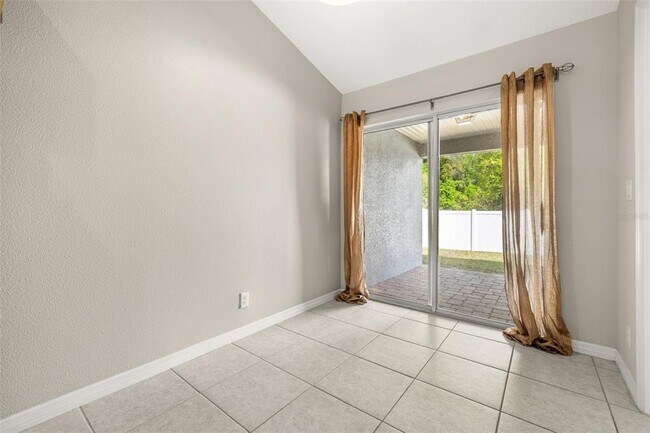 Building Photo - 284 Reese Ct