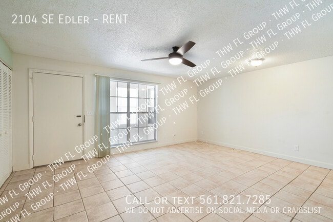 Building Photo - 2104 SE Edler-RENT