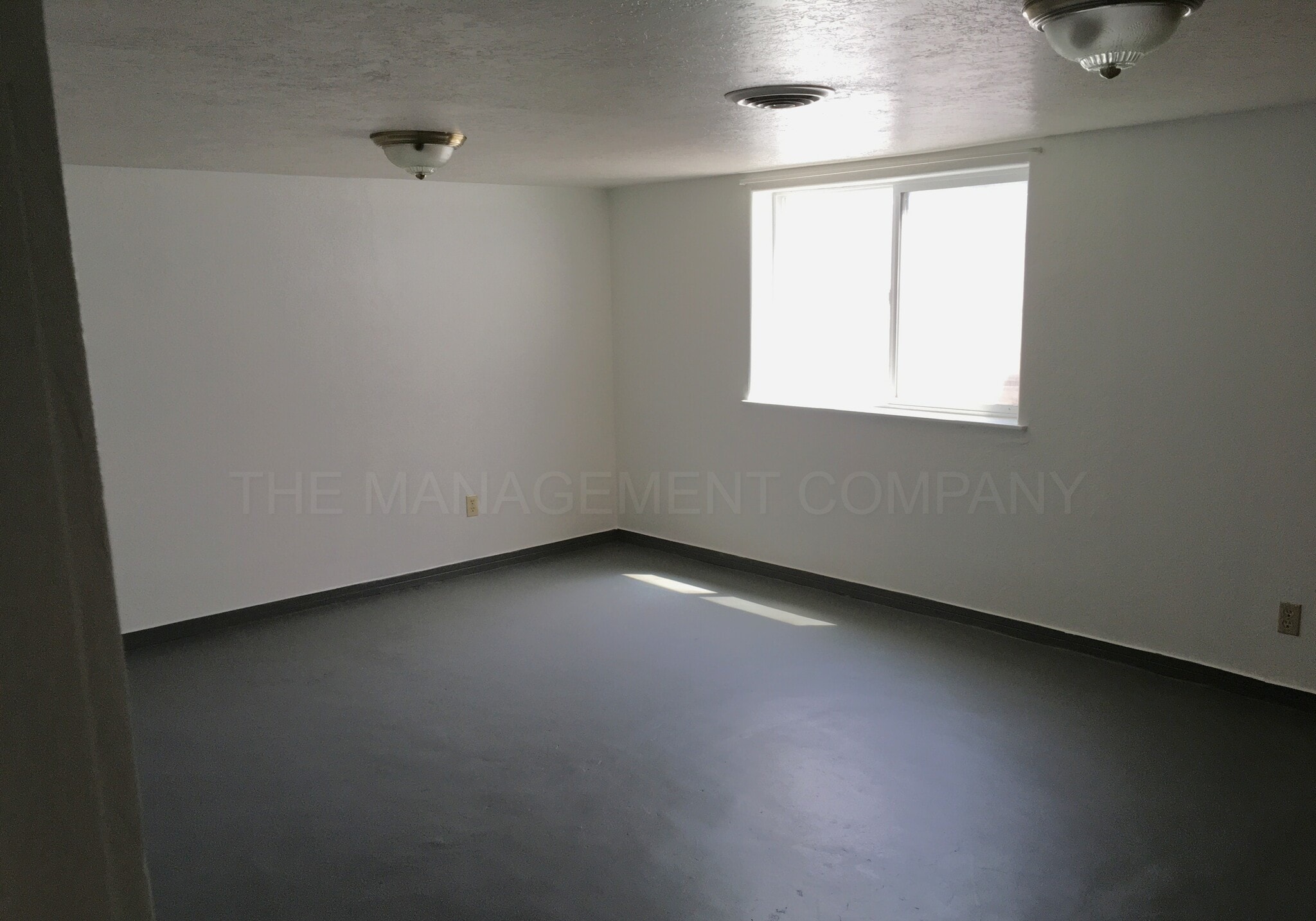 Building Photo - 2395 E 3000 N