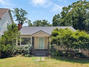 Building Photo - Updated Overbrook Home with Finished Basement & Fenced Yard Near Downtown Greenville