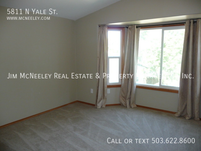 Building Photo - 5811 N Yale St