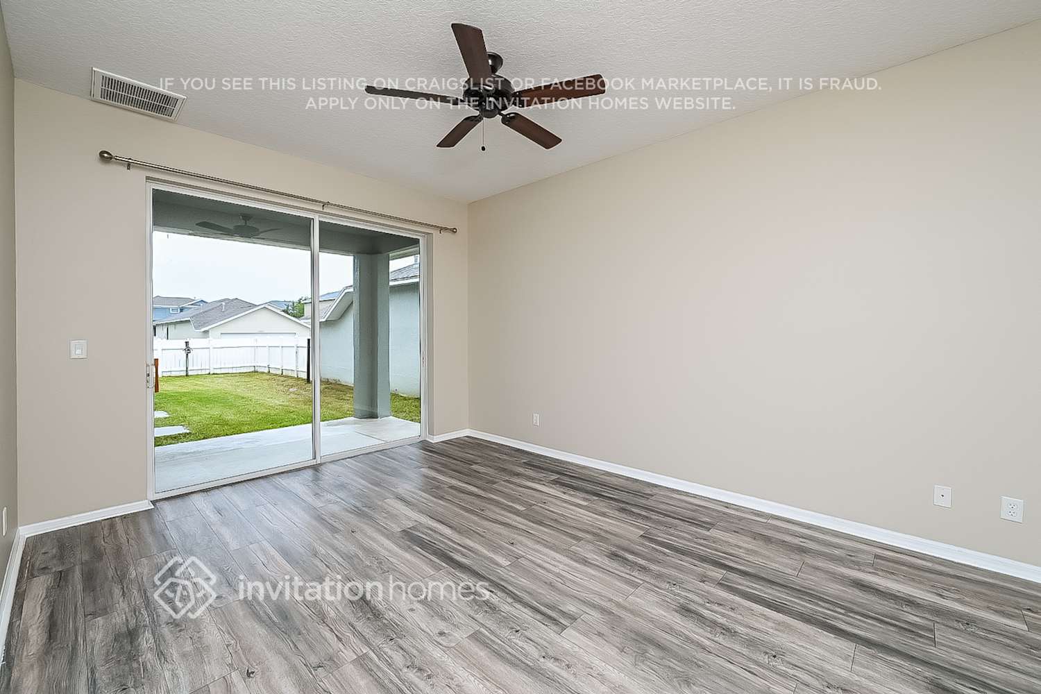 Building Photo - 3739 Dogtrot St