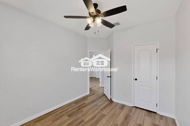 Building Photo - Corner Lot Completely Refreshed Little Elm...