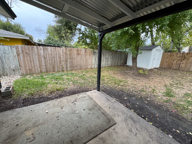 Building Photo - 1501 Sagebrush Dr