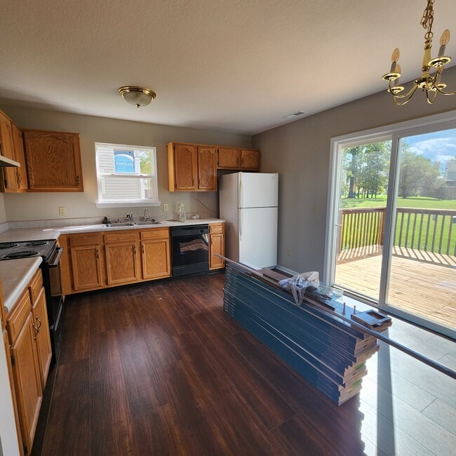 Building Photo - 1527 Flint Lock Ln