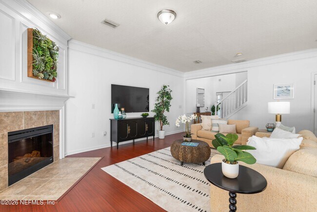 Building Photo - 3897 Lionheart Dr