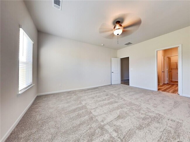 Building Photo - 1141 Amadas Dr