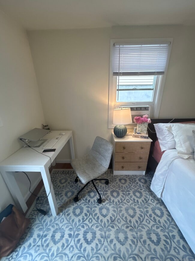 Building Photo - 53 Cooper Ave