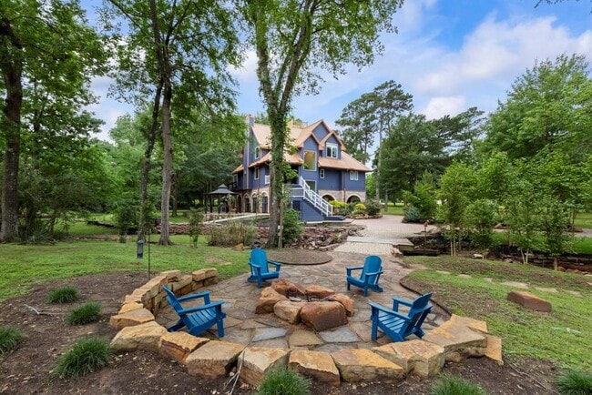 Building Photo - 14335 Hillshire Dr