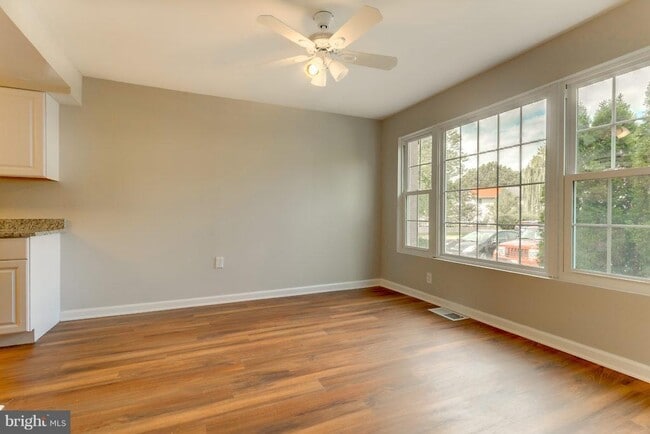 Building Photo - 6047 Bonnie Bern Ct