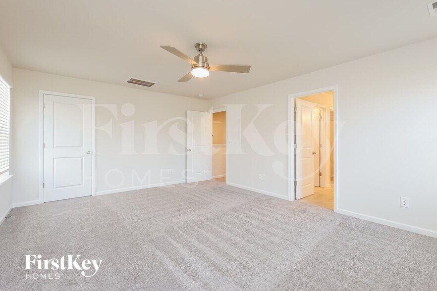 Building Photo - 613 Goldburn Wy
