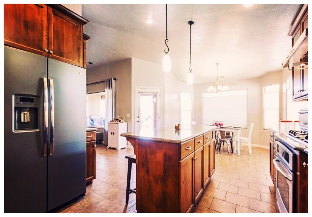 Building Photo - 328 S 300 W