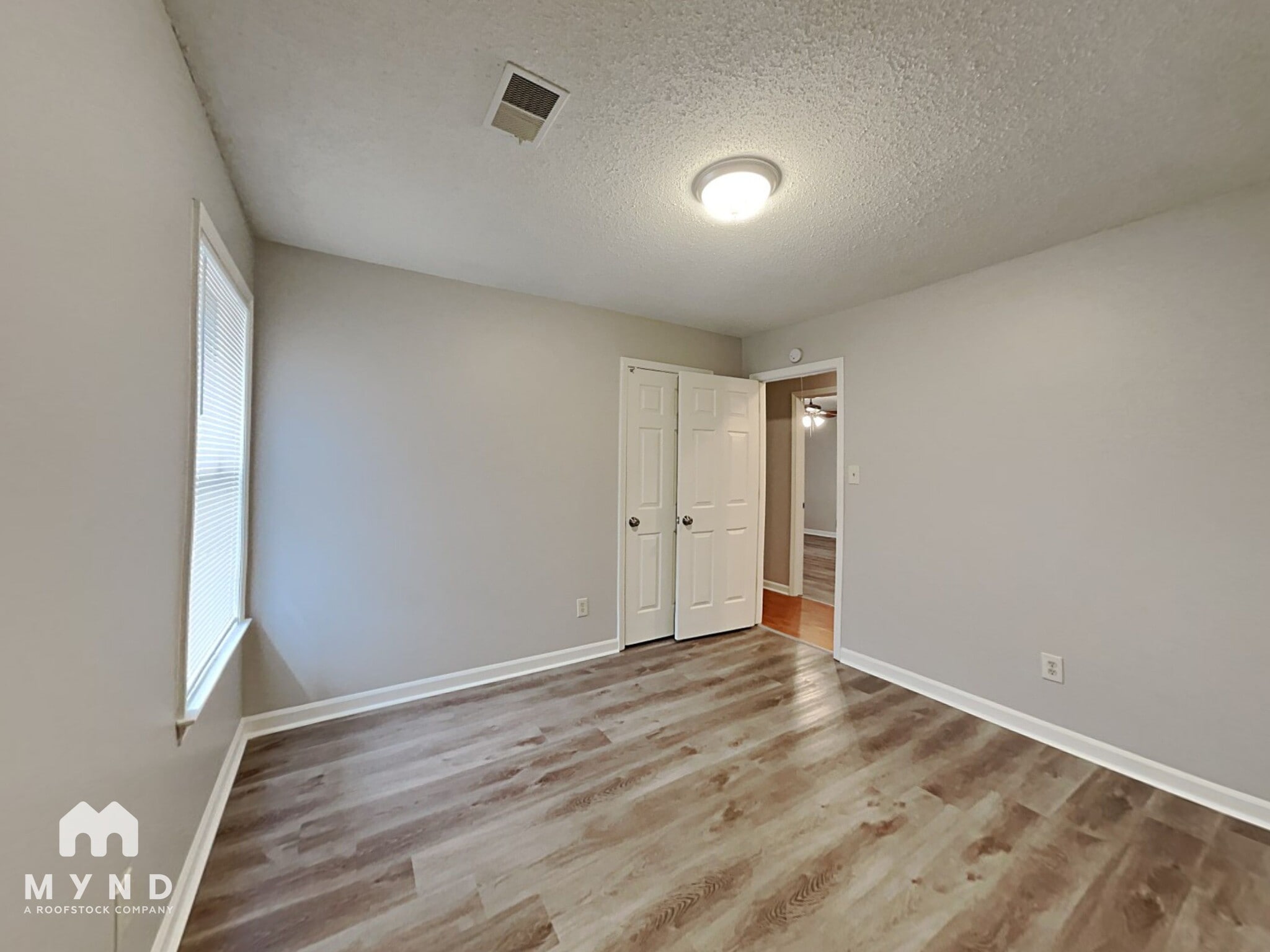 Building Photo - 464 Windridge Point