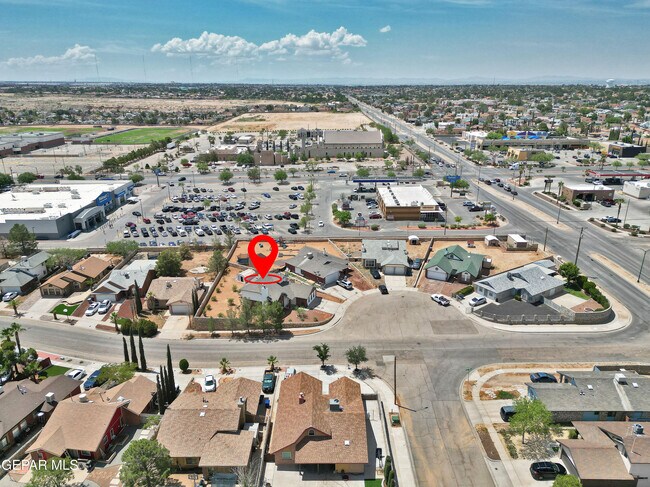 Building Photo - 11726 Stone Castle Dr