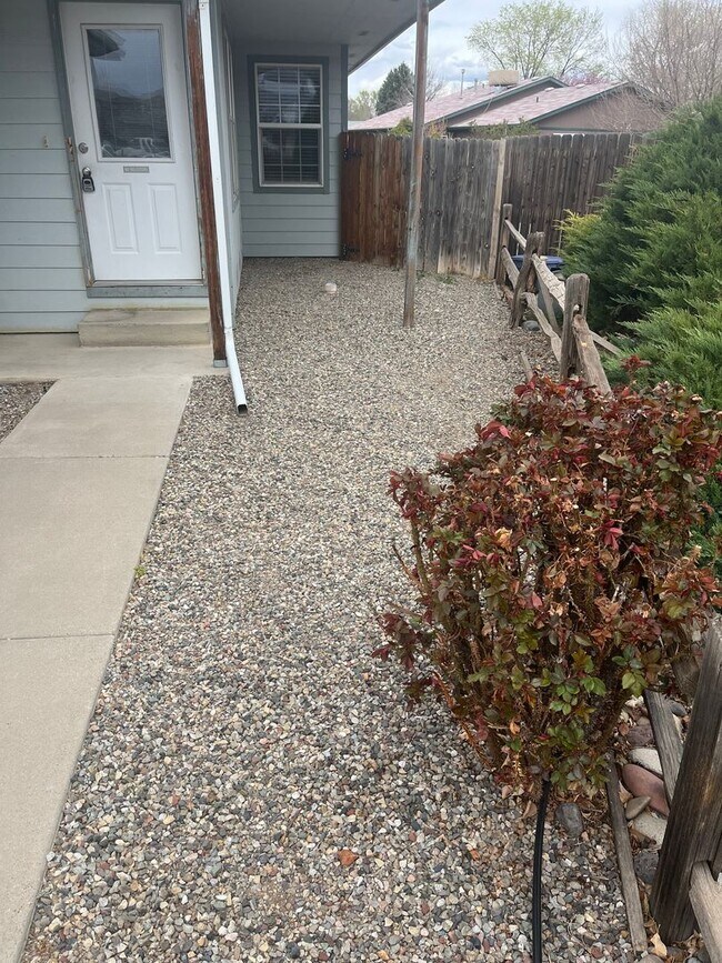Building Photo - 3 Bed/2 Bath Home in Orchard Mesa with Fen...