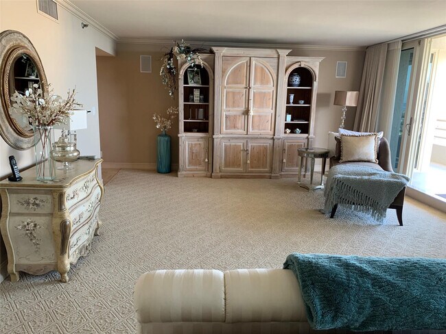 Building Photo - 4101 N Ocean Blvd