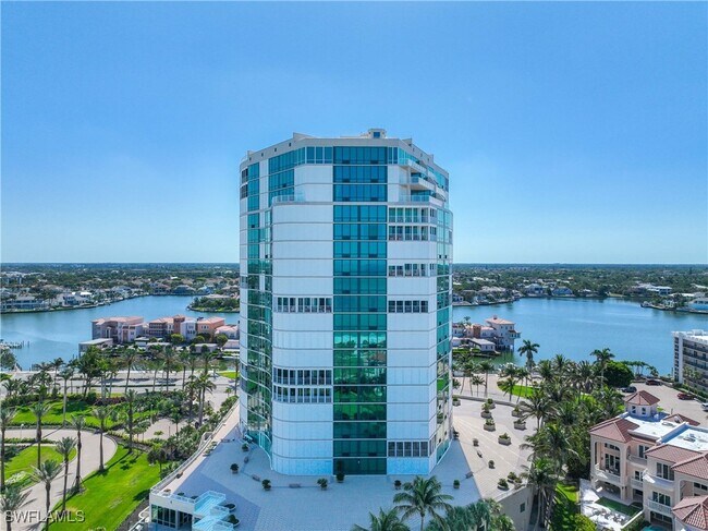 Building Photo - 3971 Gulf Shore Blvd N