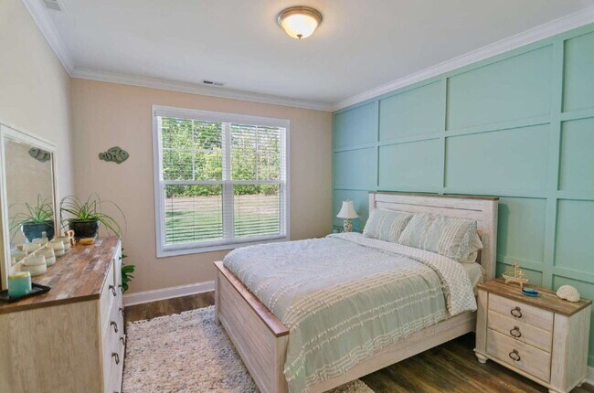 Building Photo - Spacious 4-Bedroom Sanctuary with 3 Full Baths in Hampstead – Your Dream Home Awaits! No pets all...