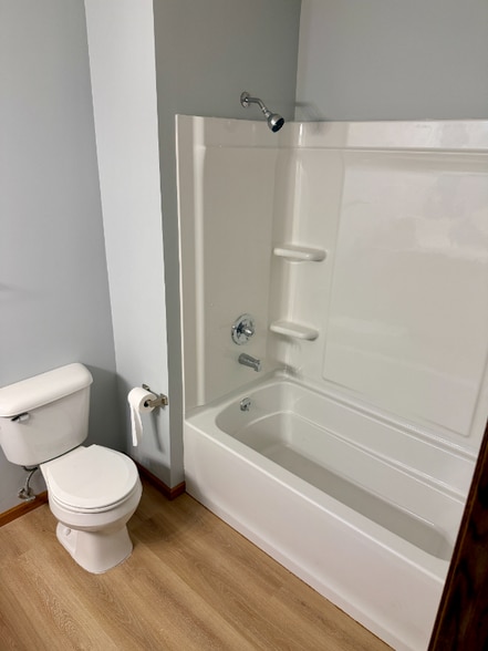 Building Photo - 4141 Jacquelyn Dr