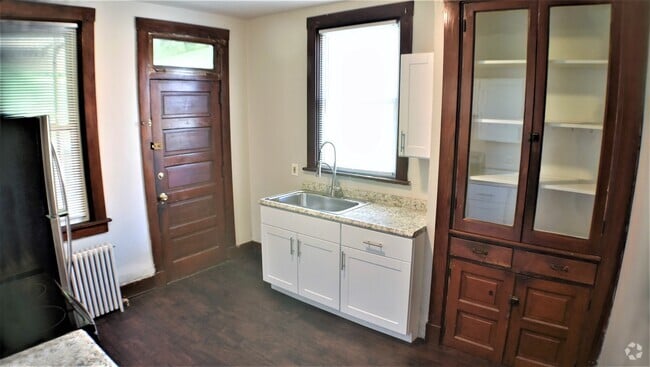 Building Photo - 227 Maytide St