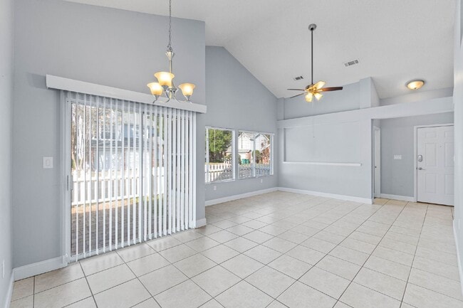 Building Photo - 110 Parkwood Dr