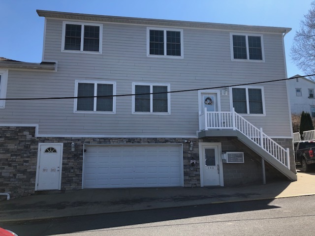 Primary Photo - 605 W Virginia Ave