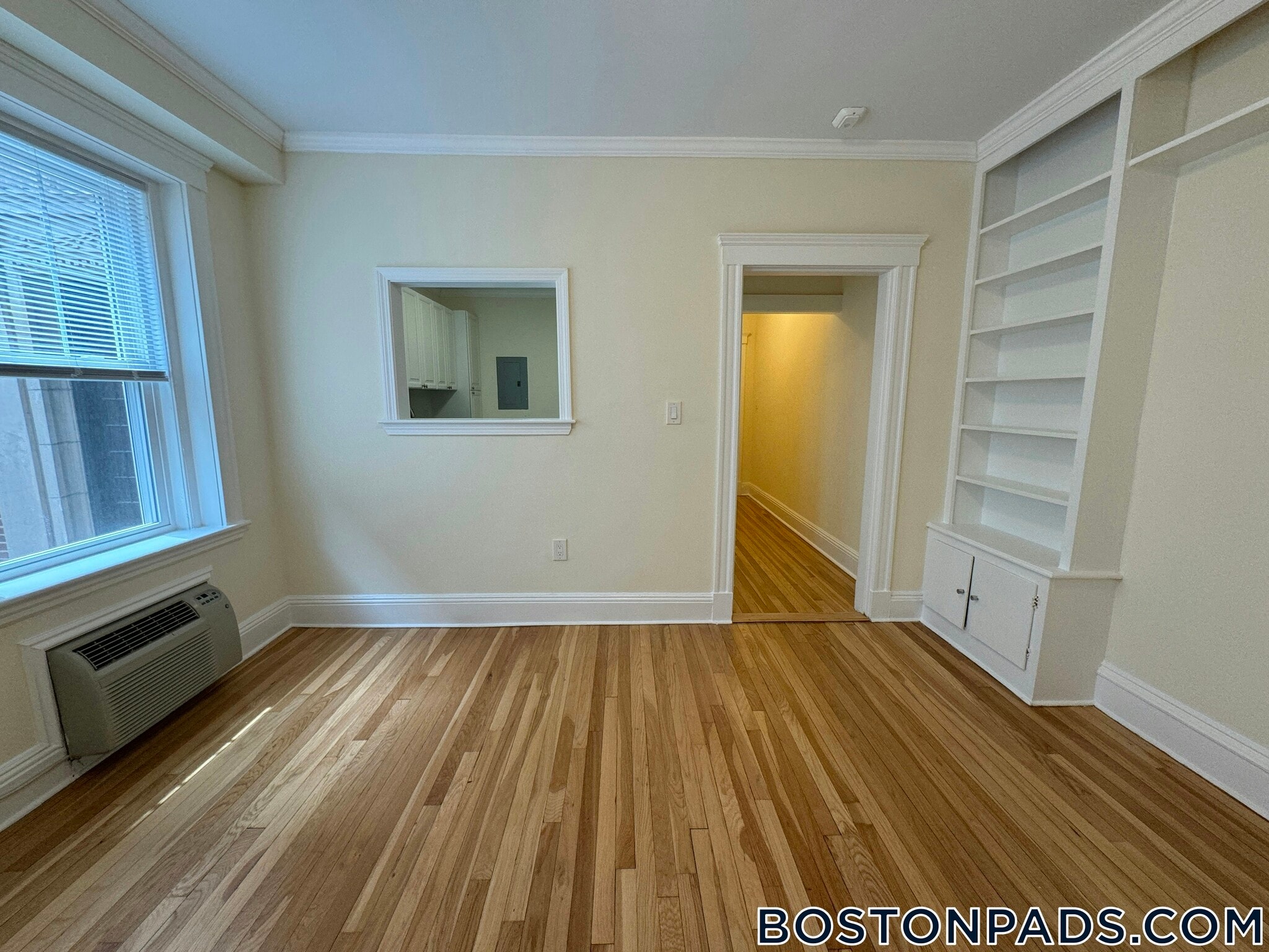 Building Photo - 26 Chauncy St