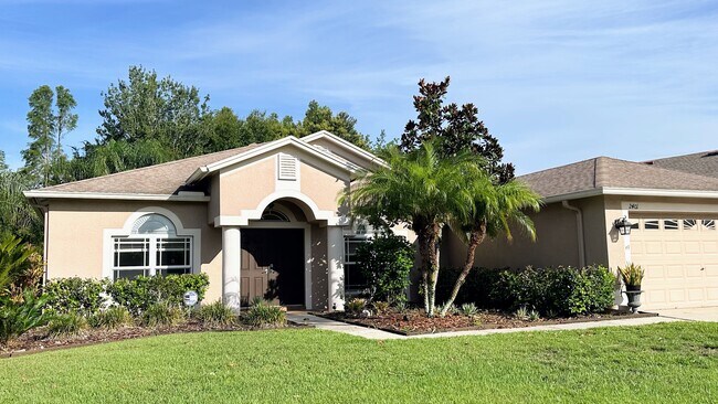 Primary Photo - 2401 Nesslewood Dr