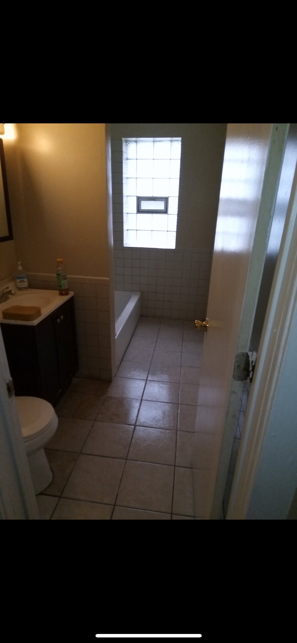 Building Photo - 5625 S Princeton Ave