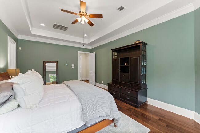 Building Photo - 5006 Newport Ct