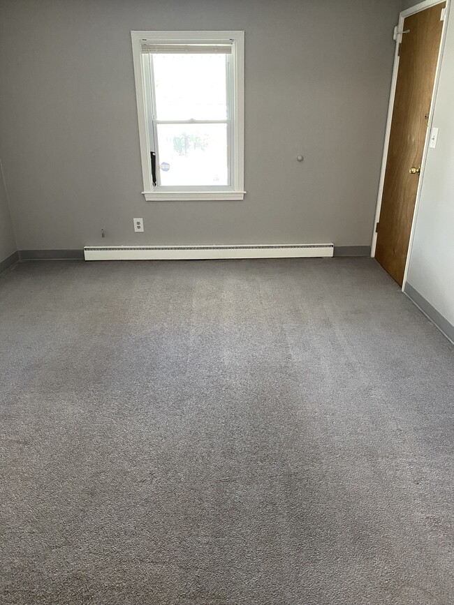 Building Photo - 1136 Atwood Ave