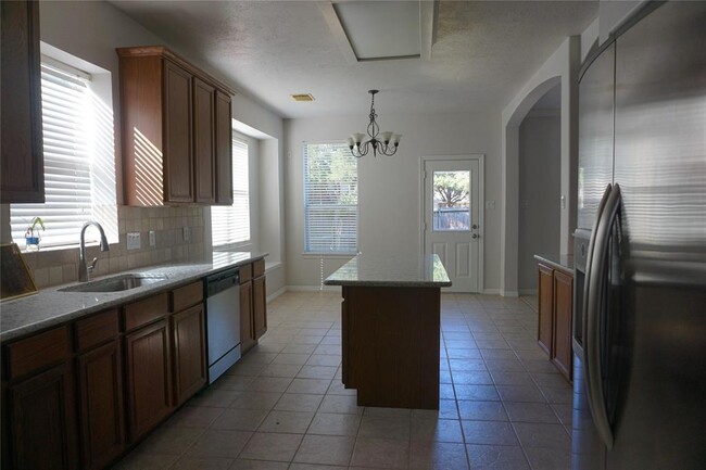Building Photo - 17238 Laguna Trail Dr