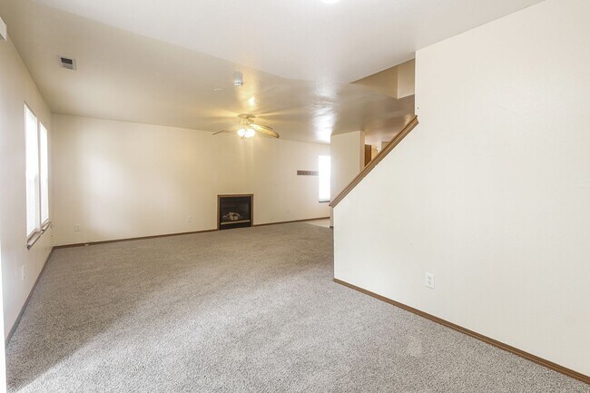 Building Photo - 6805 Jericho Ln SW
