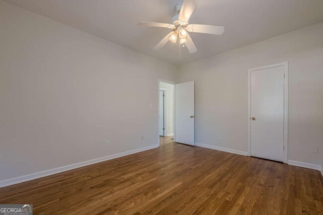 Building Photo - 1977 N Decatur Rd