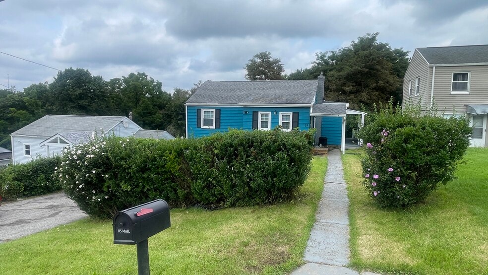Building Photo - 19 Virginia Dr