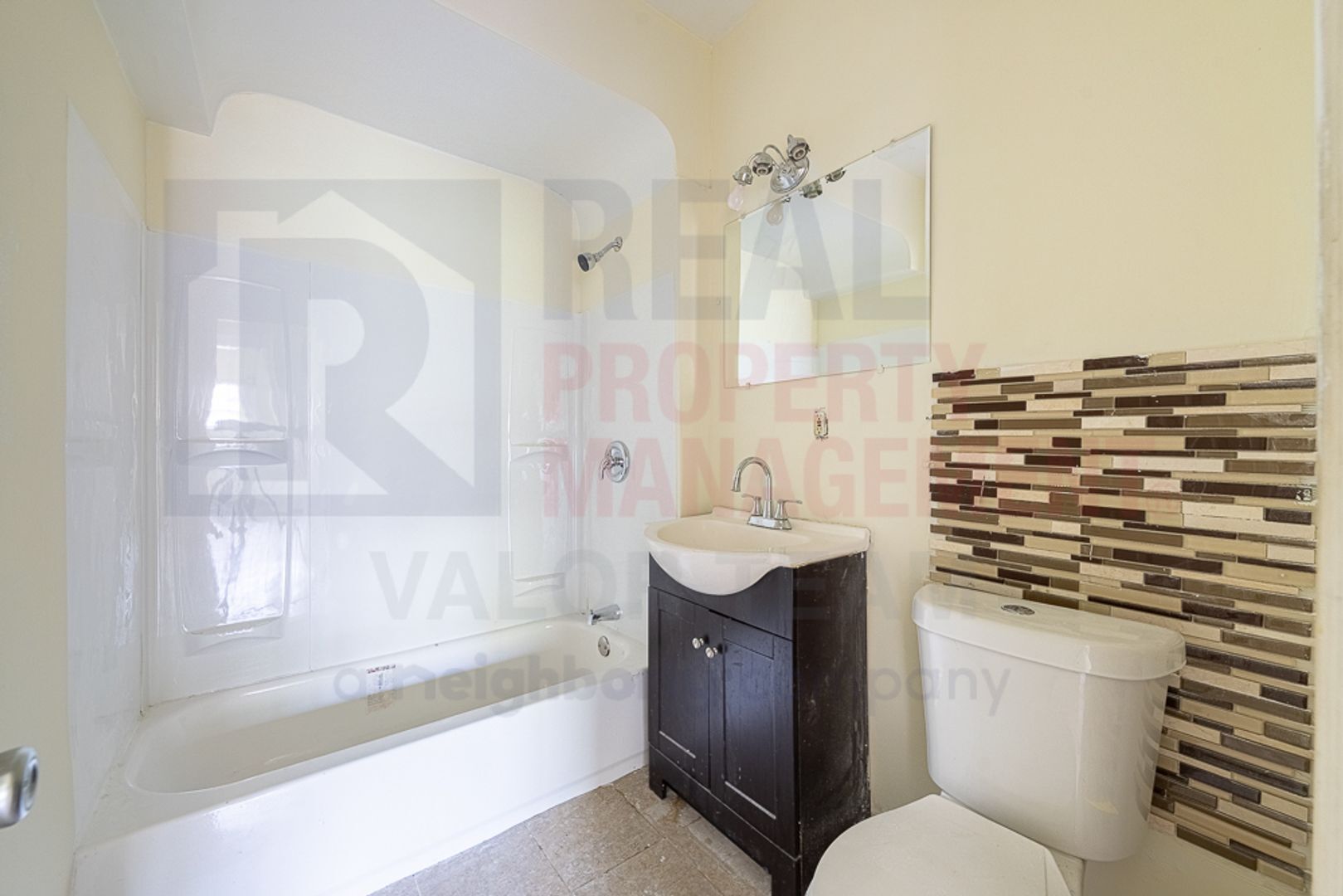 Building Photo - 3633 E 153rd St