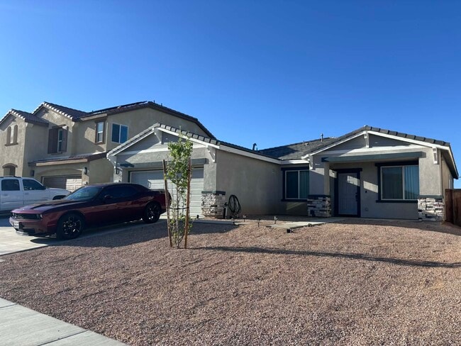 Building Photo - 3421 Andrew Ave