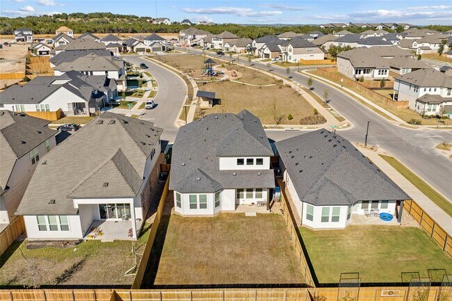 Building Photo - 481 Darley Oak Dr