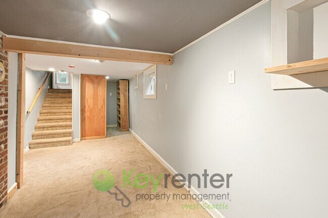 Building Photo - 9844 42nd Ave SW