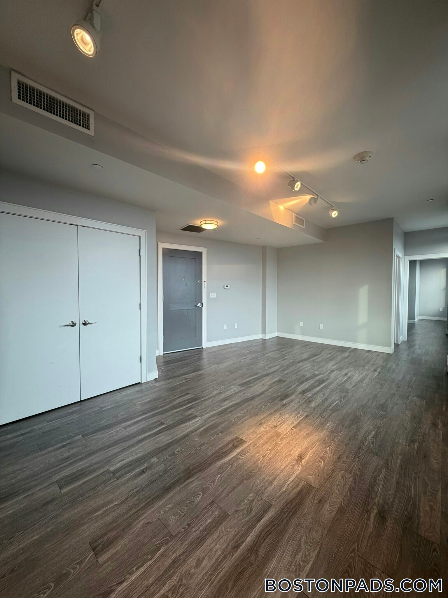 Building Photo - 23 Central Ave