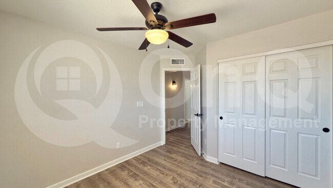 Building Photo - 14858 S 46th Pl