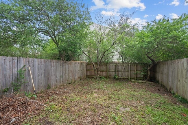 Building Photo - Charming 2-Bedroom Home in Virginia Beach
